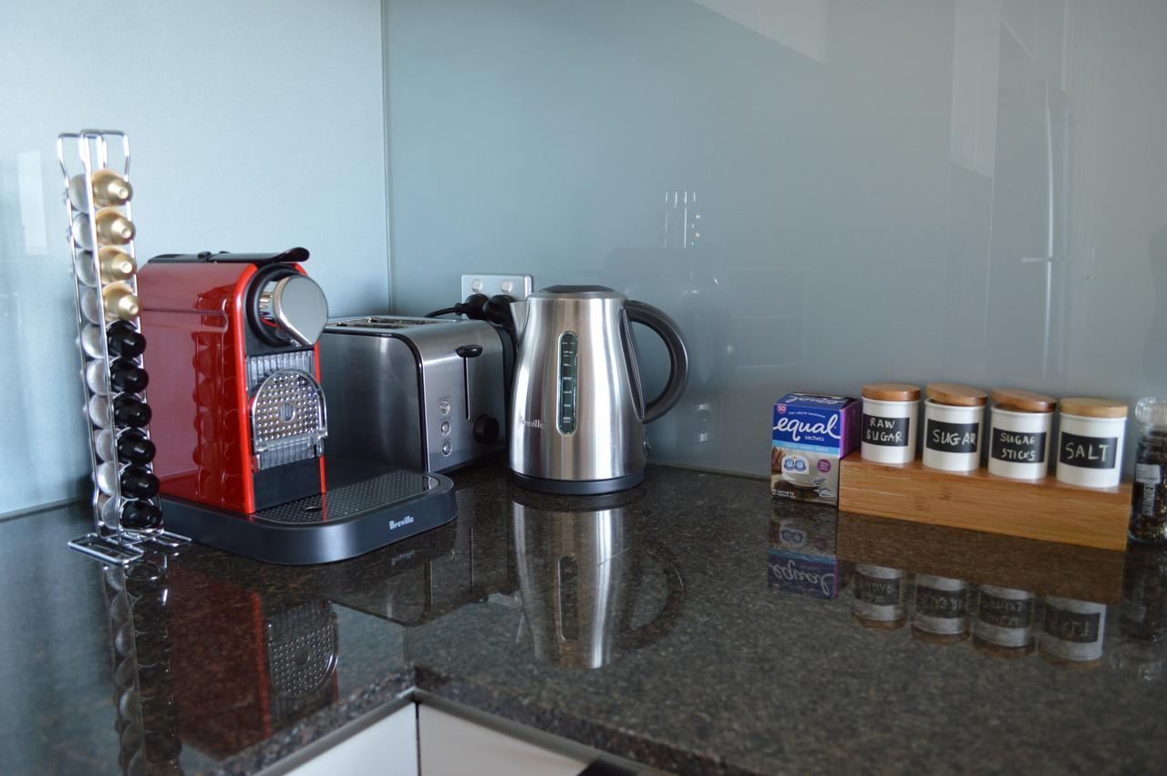 3BR Apartment at Victoria Tower Southbank Melbourne Eksteriør billede