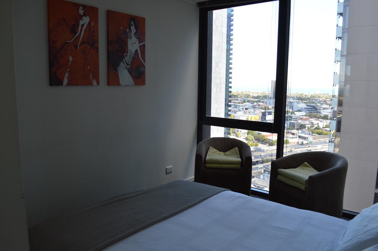 3BR Apartment at Victoria Tower Southbank Melbourne Eksteriør billede