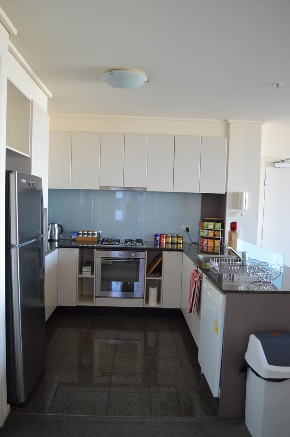 3BR Apartment at Victoria Tower Southbank Melbourne Eksteriør billede