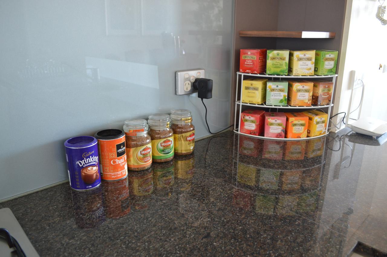 3BR Apartment at Victoria Tower Southbank Melbourne Eksteriør billede