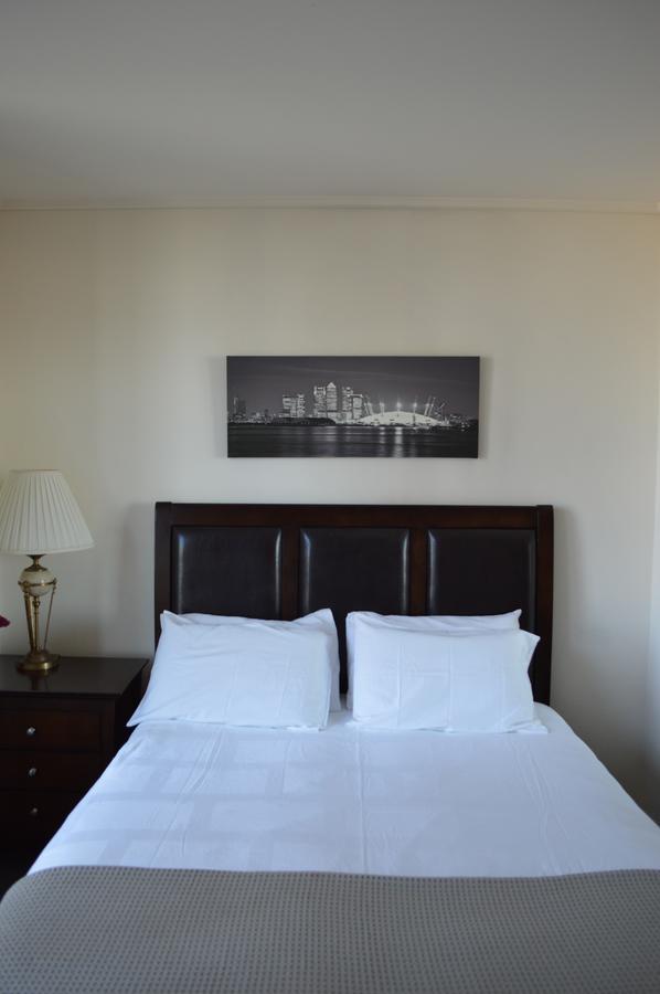 3BR Apartment at Victoria Tower Southbank Melbourne Eksteriør billede
